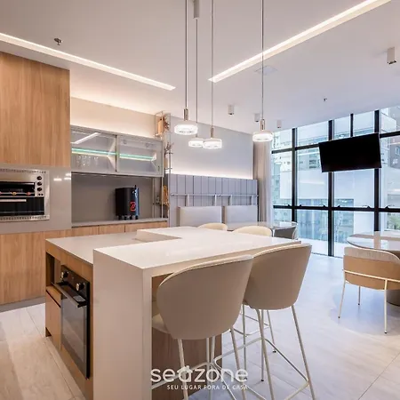 Ift - Ed. Infinity Tower Flat 350M Da Meia Praia Itapema Exterior photo
